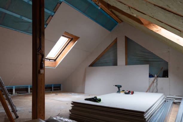 Best Local Insulation Services  in Meadow Oaks, FL
